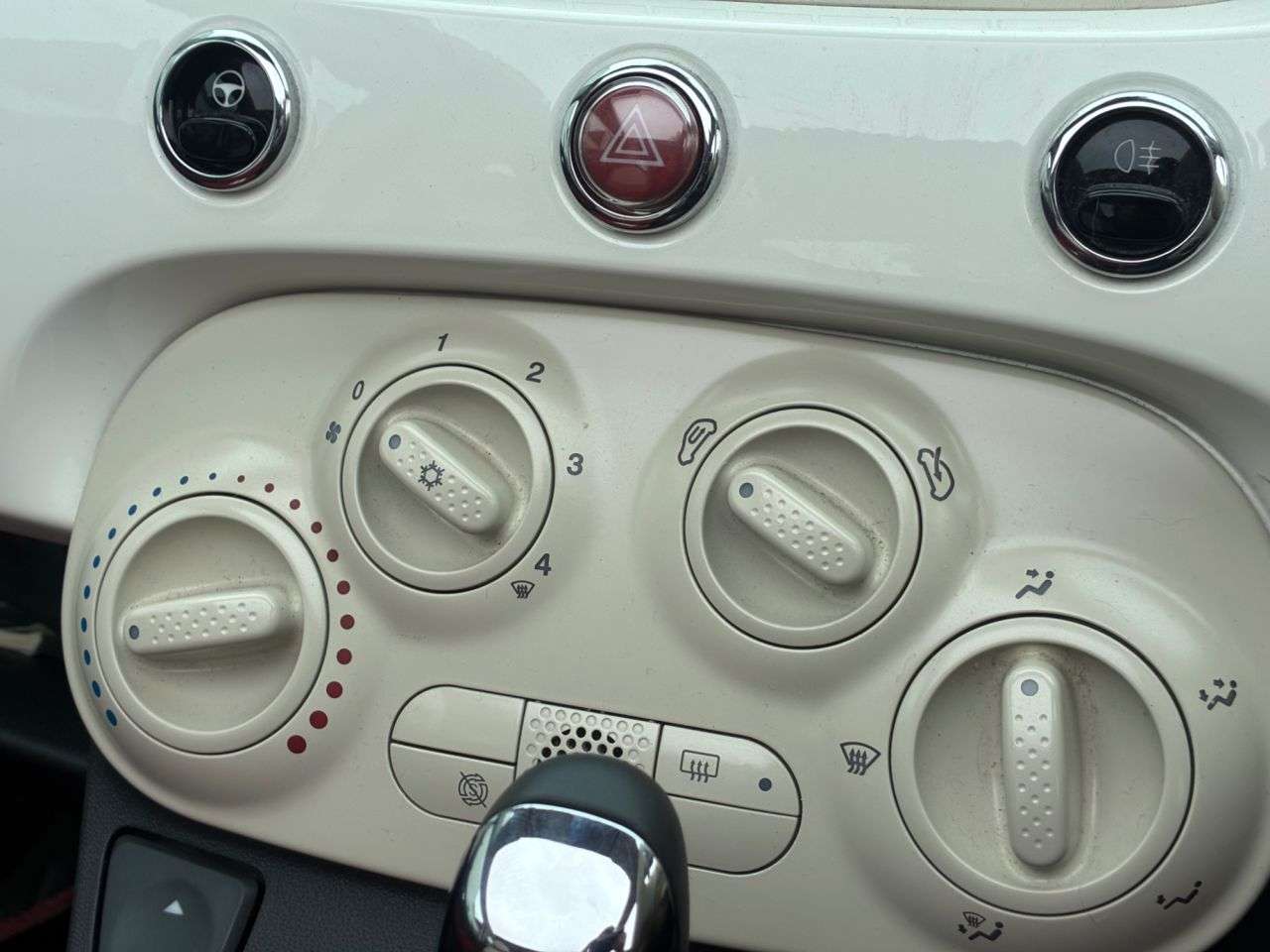 2012 FIAT 500C 2012 FIAT 500C