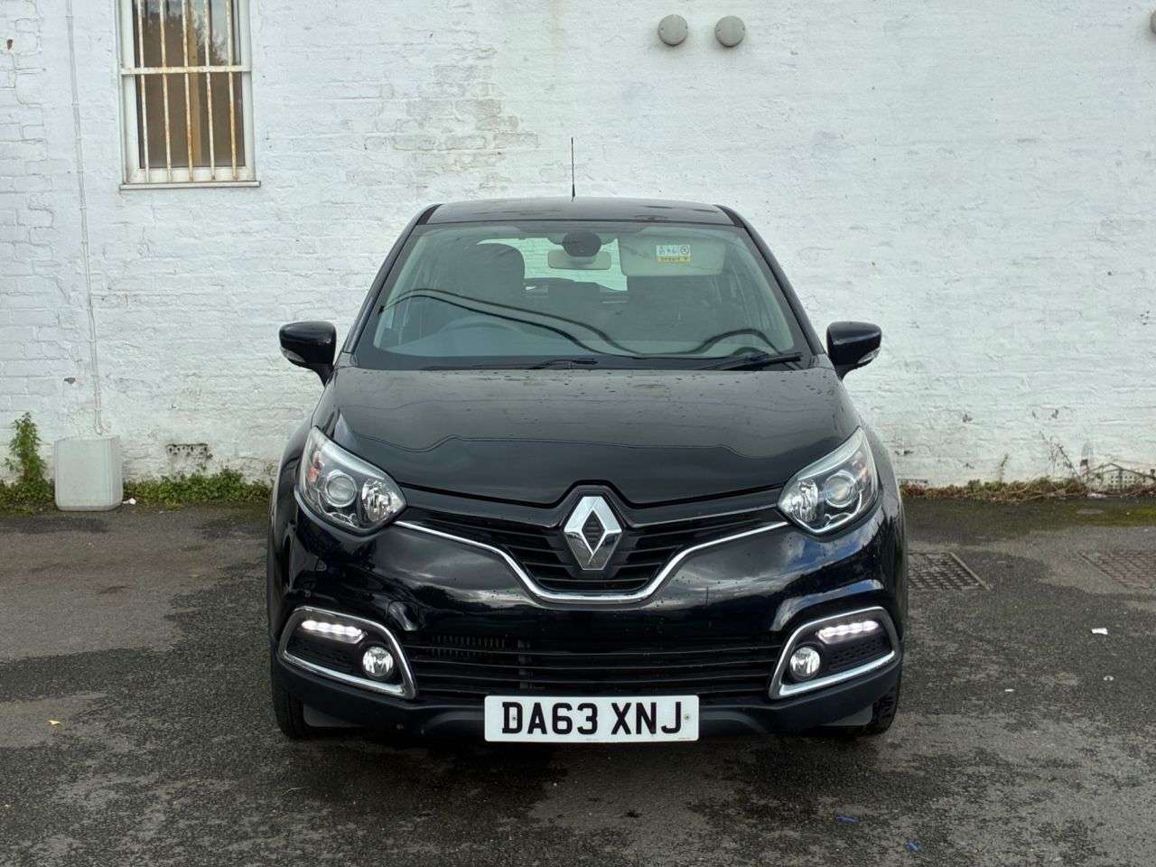 A 2014 RENAULT CAPTUR 1.5 dCi ENERGY Expression + Convenience SUV 5dr Diesel Manual Euro 5 (s/s) A 2014 RENAULT CAPTUR 1.5 dCi ENERGY Expression + Convenience SUV 5dr Diesel Manual Euro 5 (s/s)