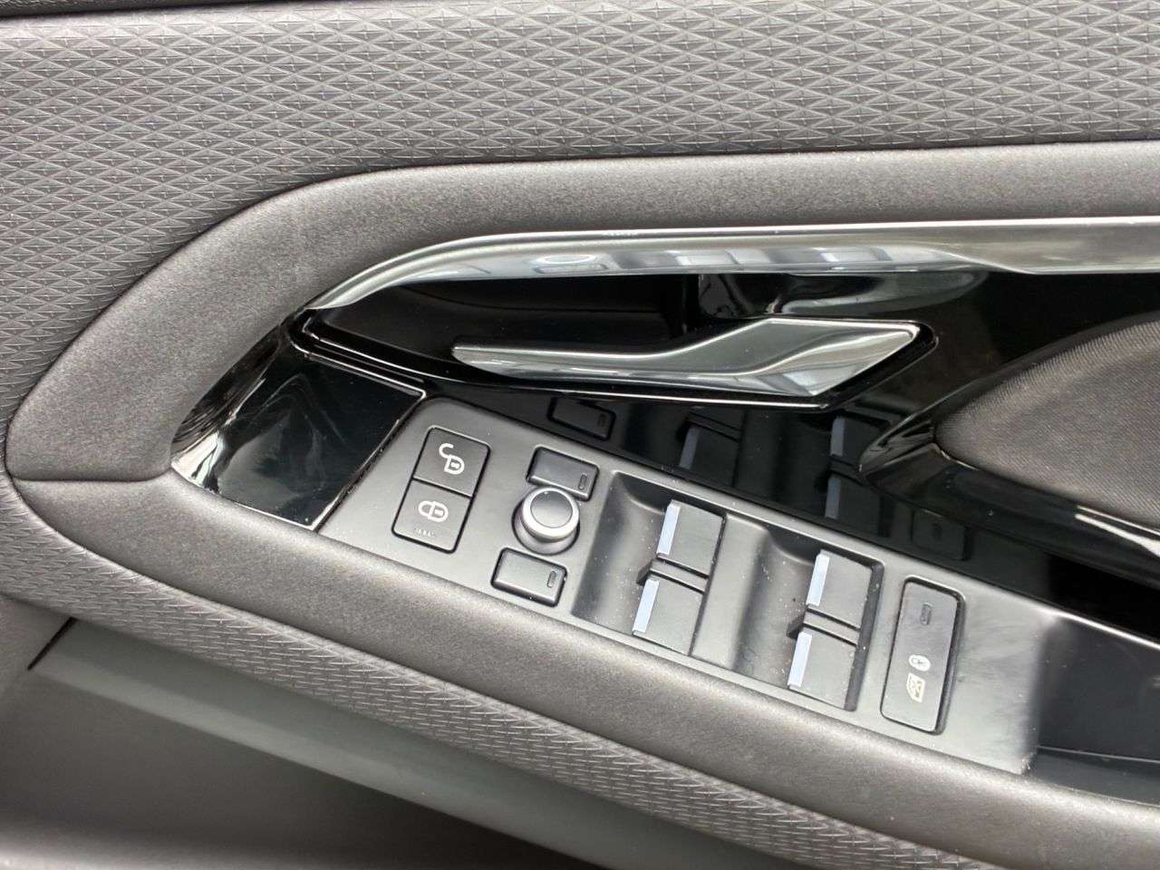 2020 LAND ROVER RANGE ROVER EVOQUE 2020 LAND ROVER RANGE ROVER EVOQUE