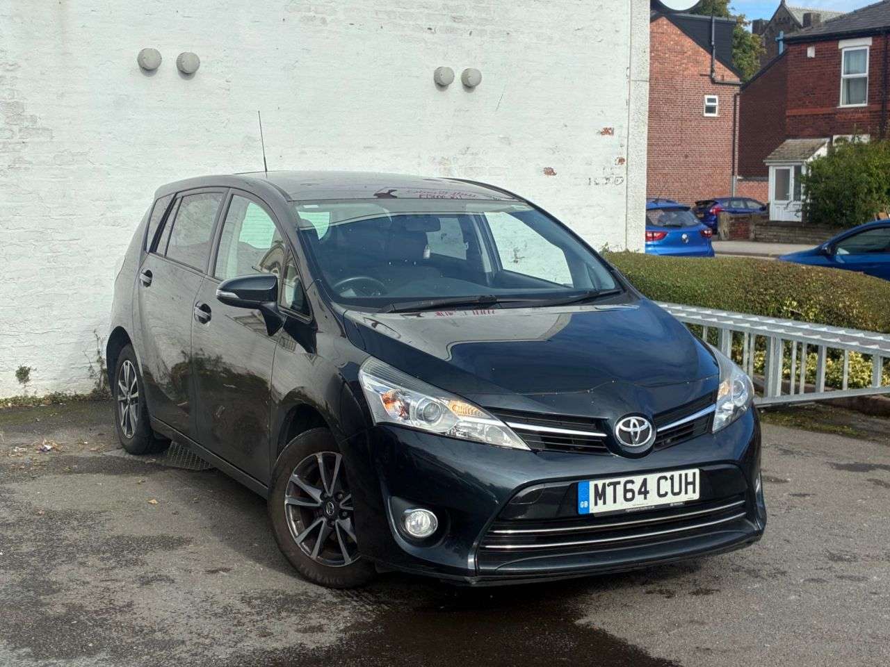 A 2015 TOYOTA VERSO 1.6 V-Matic Icon MPV 5dr Petrol Manual Euro 5 Euro 5 (132 ps) RECENT CLUTCH A 2015 TOYOTA VERSO 1.6 V-Matic Icon MPV 5dr Petrol Manual Euro 5 Euro 5 (132 ps) RECENT CLUTCH