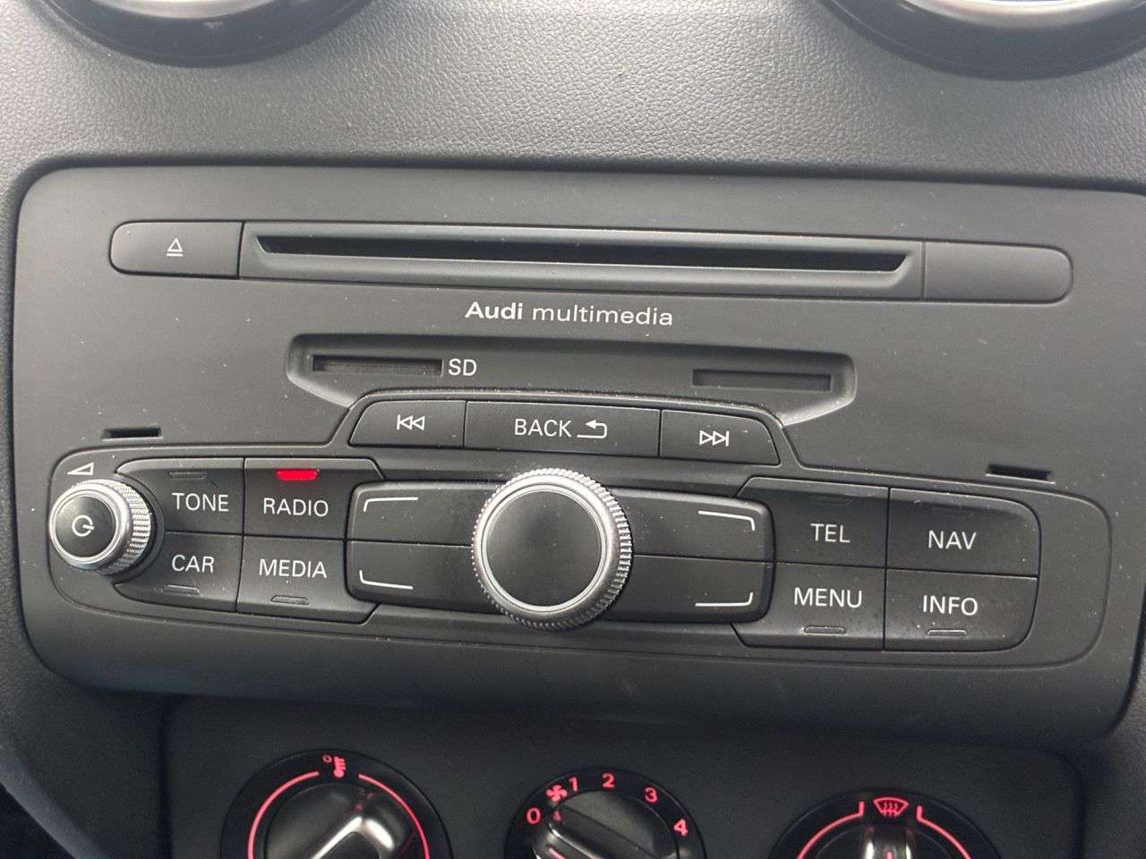 2014 AUDI A1 2014 AUDI A1