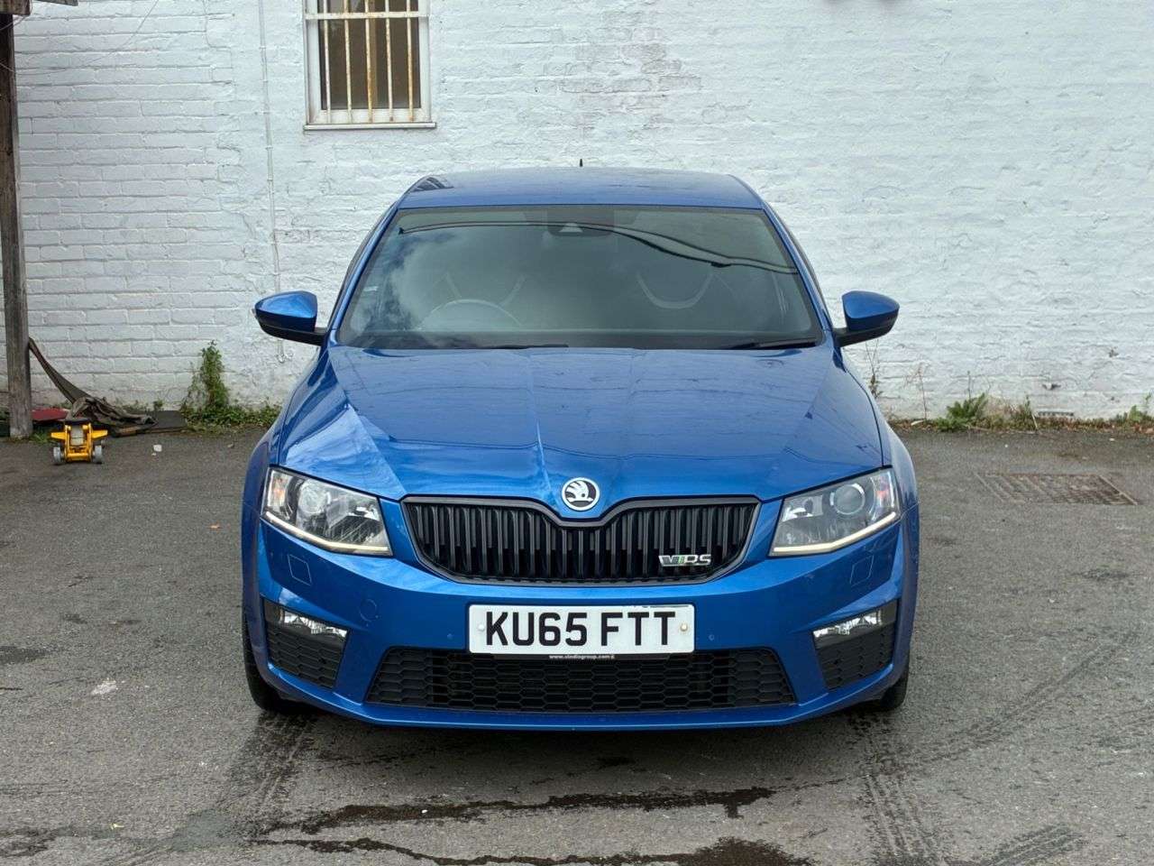 A 2015 SKODA OCTAVIA 2.0 TDI vRS Hatchback 5dr Diesel DSG Euro 6 (s/s) (SNav) (184 ps) ALLOYS,DU A 2015 SKODA OCTAVIA 2.0 TDI vRS Hatchback 5dr Diesel DSG Euro 6 (s/s) (SNav) (184 ps) ALLOYS,DU
