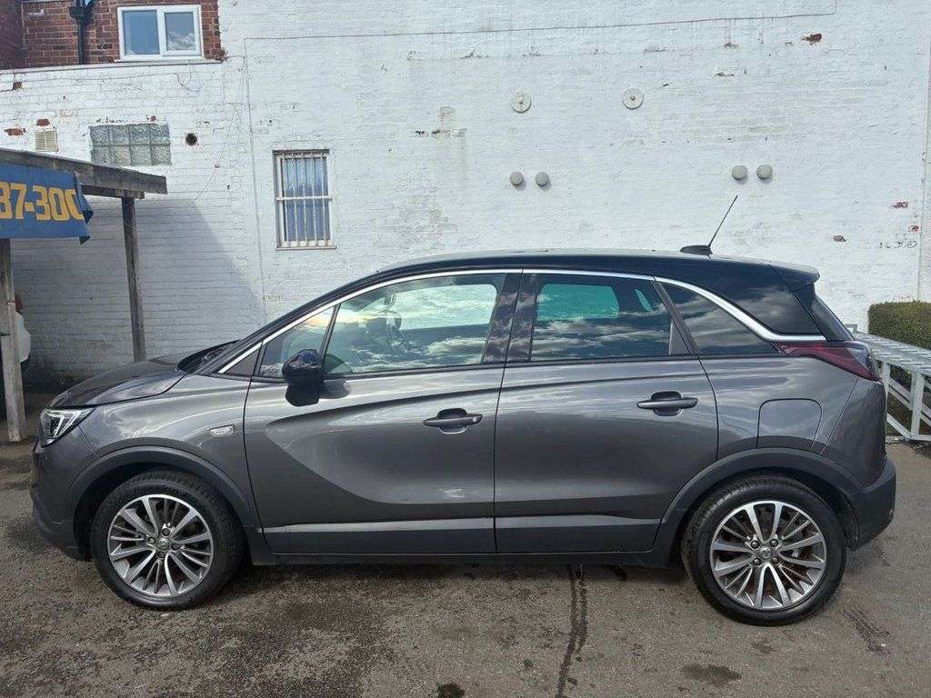 A 2020 VAUXHALL CROSSLAND X 1.2 SRi Nav SUV 5dr Petrol Manual Euro 6 (s/s) (83 ps) THIS CAR IS A CATEGO A 2020 VAUXHALL CROSSLAND X 1.2 SRi Nav SUV 5dr Petrol Manual Euro 6 (s/s) (83 ps) THIS CAR IS A CATEGO
