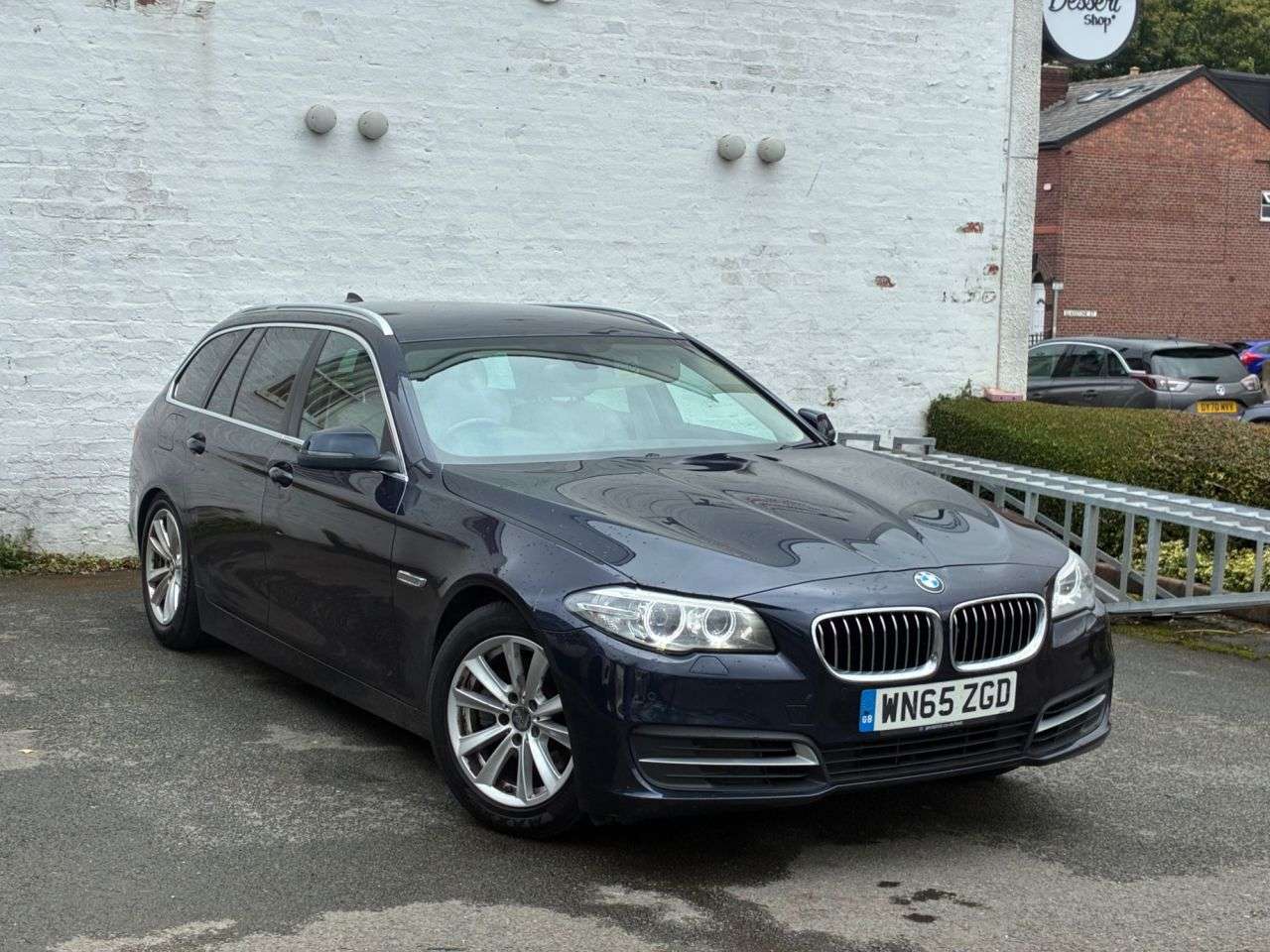 A 2015 BMW 5 SERIES 2.0 520d SE Touring 5dr Diesel Manual Euro 6 (s/s) (190 ps) 2 KEYS,HEATED L A 2015 BMW 5 SERIES 2.0 520d SE Touring 5dr Diesel Manual Euro 6 (s/s) (190 ps) 2 KEYS,HEATED L