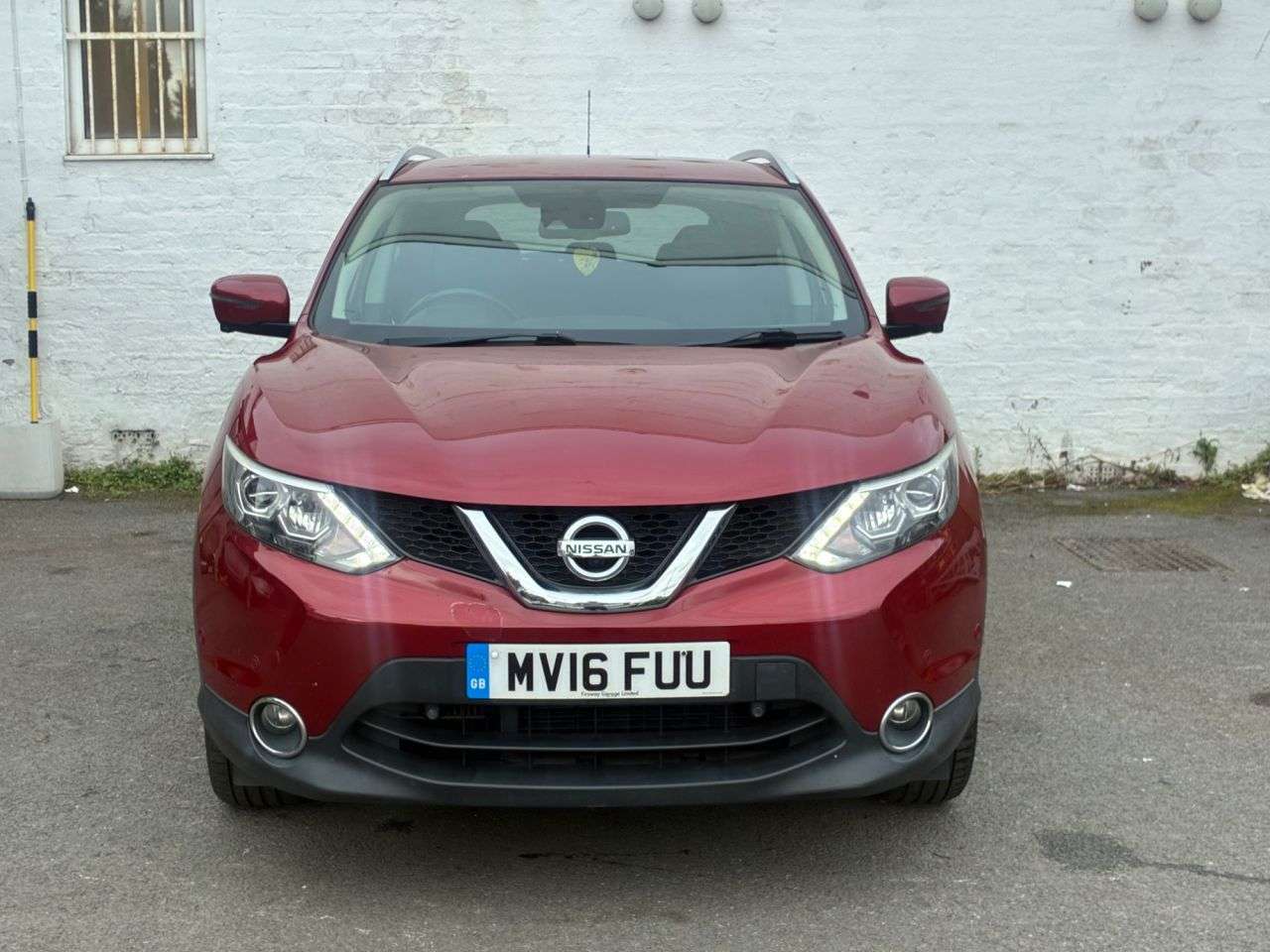 A 2016 NISSAN QASHQAI 1.6 DIG-T Tekna SUV 5dr Petrol Manual 2WD Euro 6 (s/s) (163 ps) FULL LEATHE A 2016 NISSAN QASHQAI 1.6 DIG-T Tekna SUV 5dr Petrol Manual 2WD Euro 6 (s/s) (163 ps) FULL LEATHE