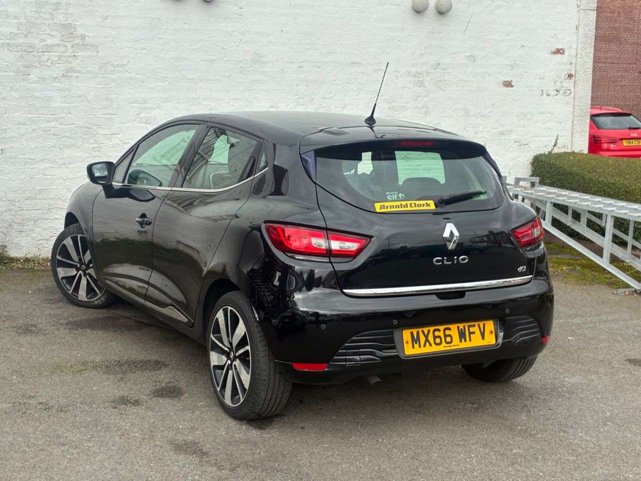 2016 RENAULT CLIO 2016 RENAULT CLIO