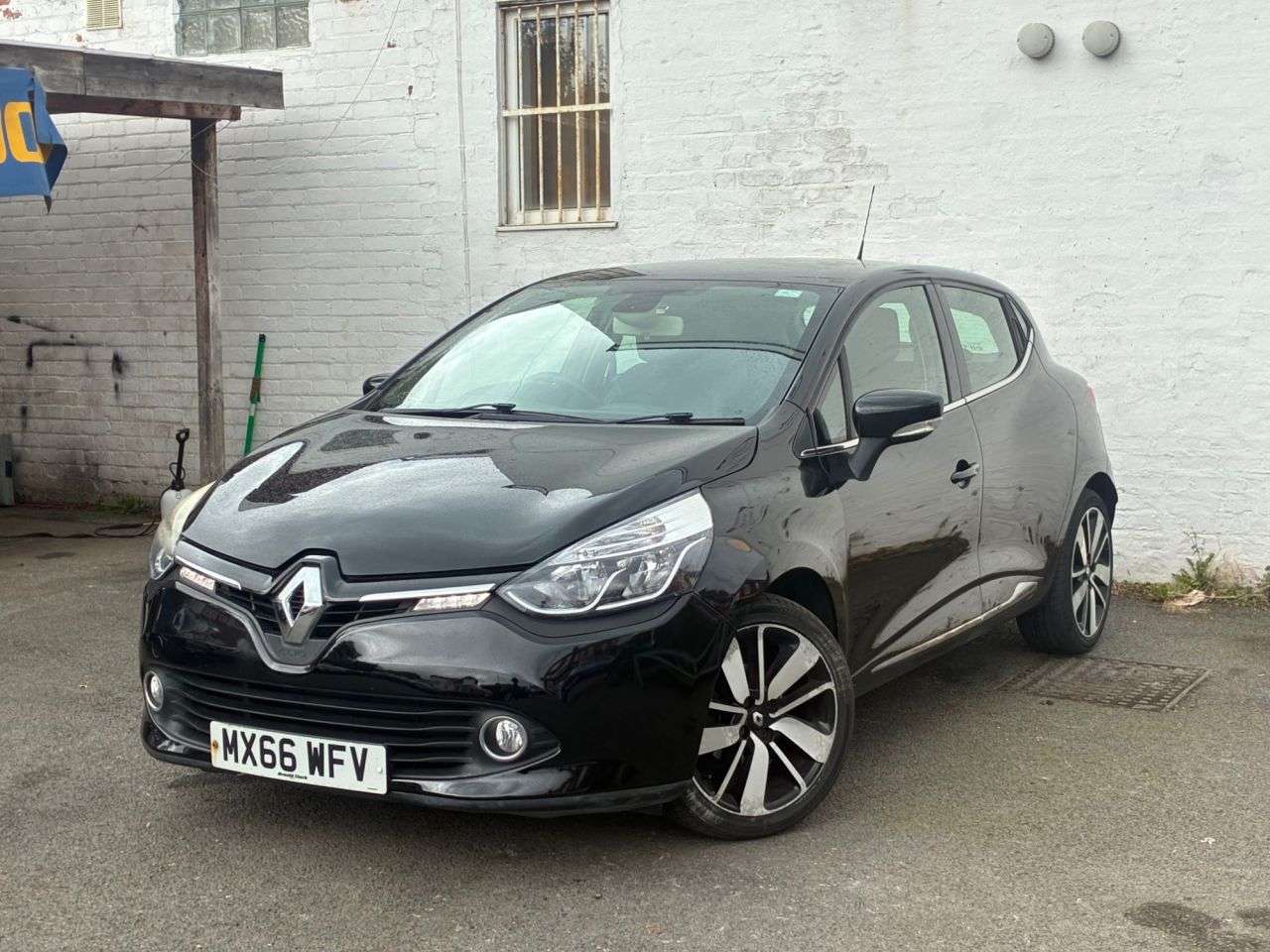 2016 RENAULT CLIO 2016 RENAULT CLIO