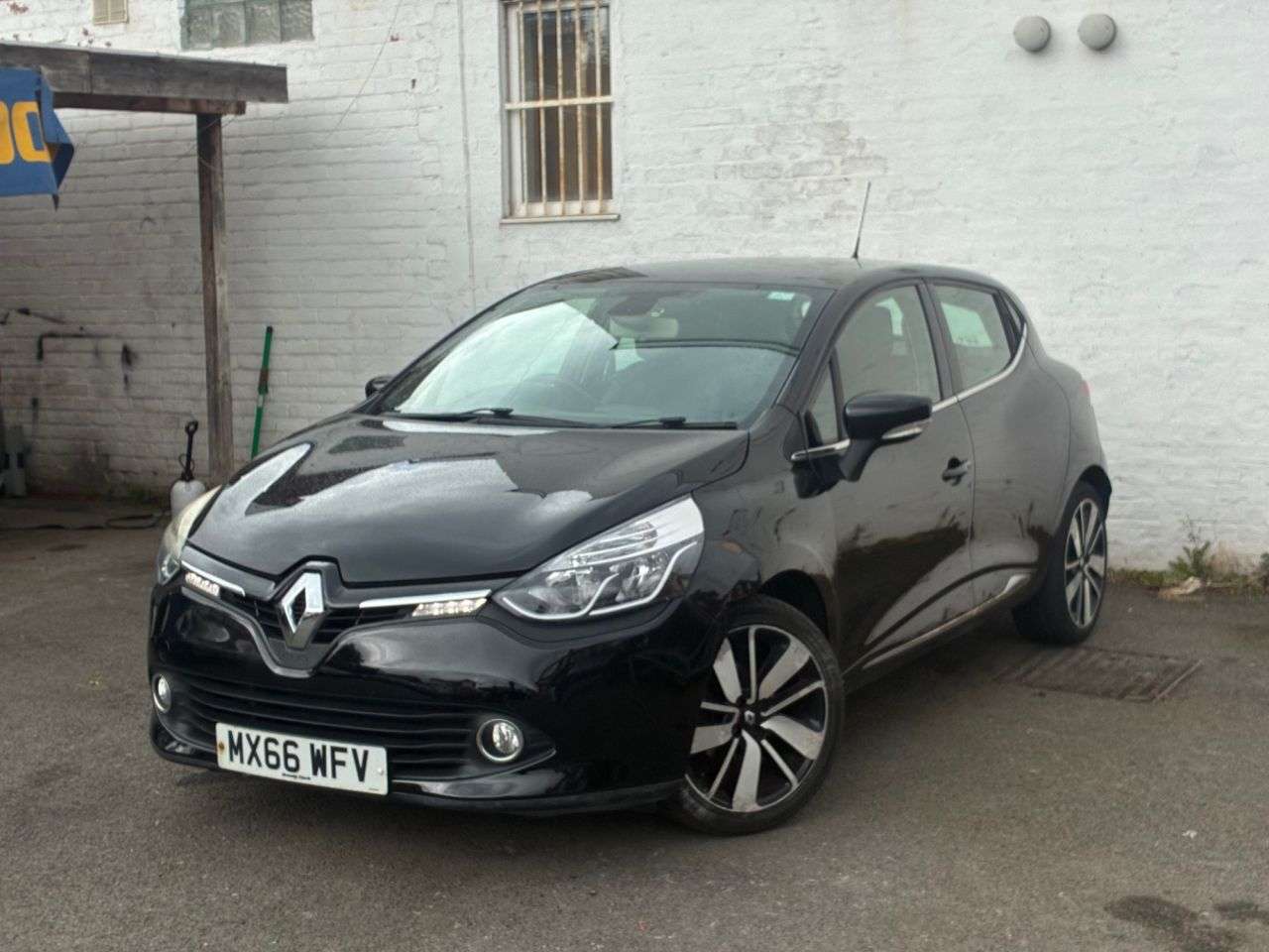 2016 RENAULT CLIO 2016 RENAULT CLIO
