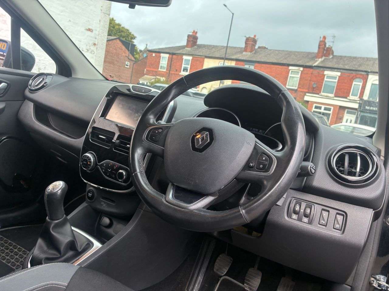 2016 RENAULT CLIO 2016 RENAULT CLIO