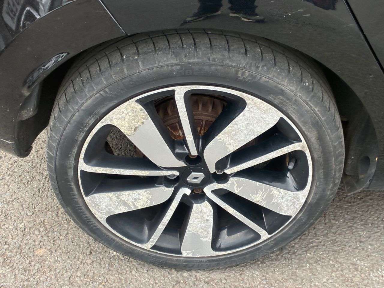 2016 RENAULT CLIO 2016 RENAULT CLIO