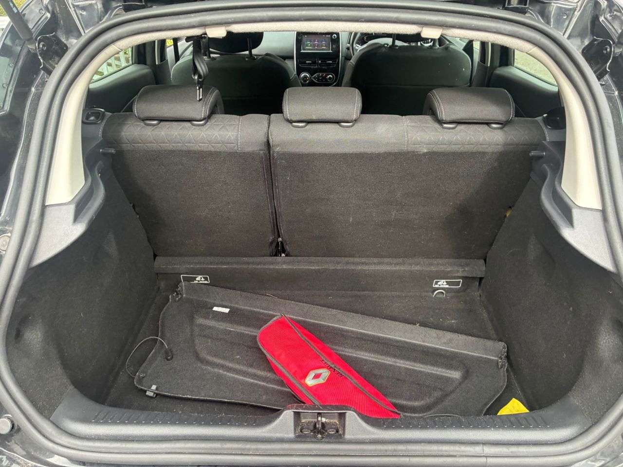 2016 RENAULT CLIO 2016 RENAULT CLIO