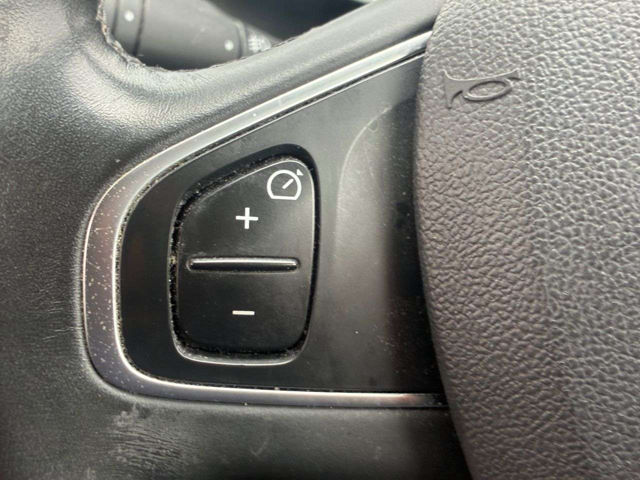 2016 RENAULT CLIO 2016 RENAULT CLIO