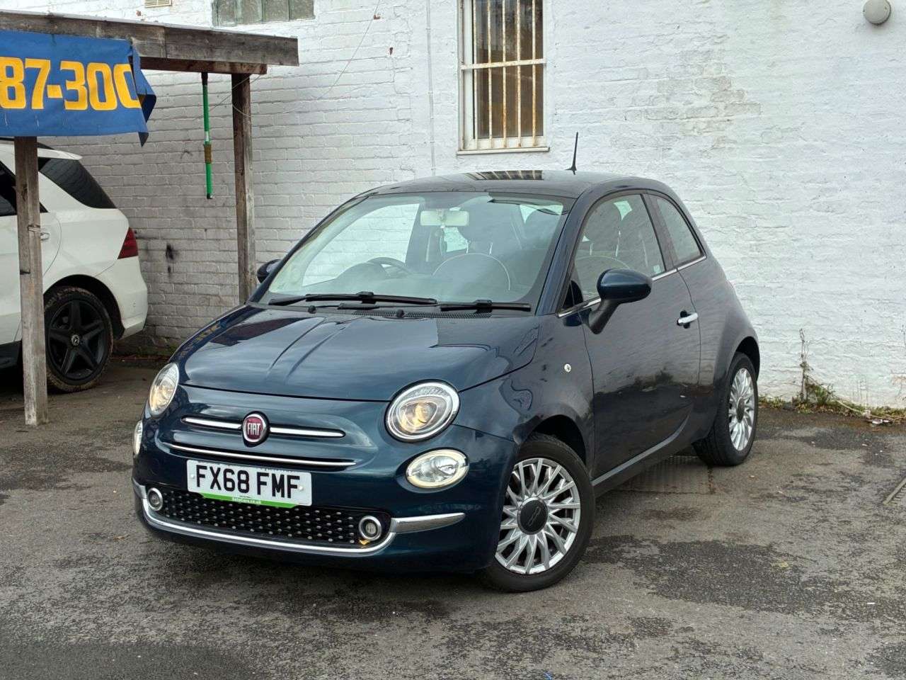 A 2018 FIAT 500 1.2 Lounge Hatchback 3dr Petrol Manual Euro 6 (s/s) (69 bhp) MOT UNTIL JULY A 2018 FIAT 500 1.2 Lounge Hatchback 3dr Petrol Manual Euro 6 (s/s) (69 bhp) MOT UNTIL JULY