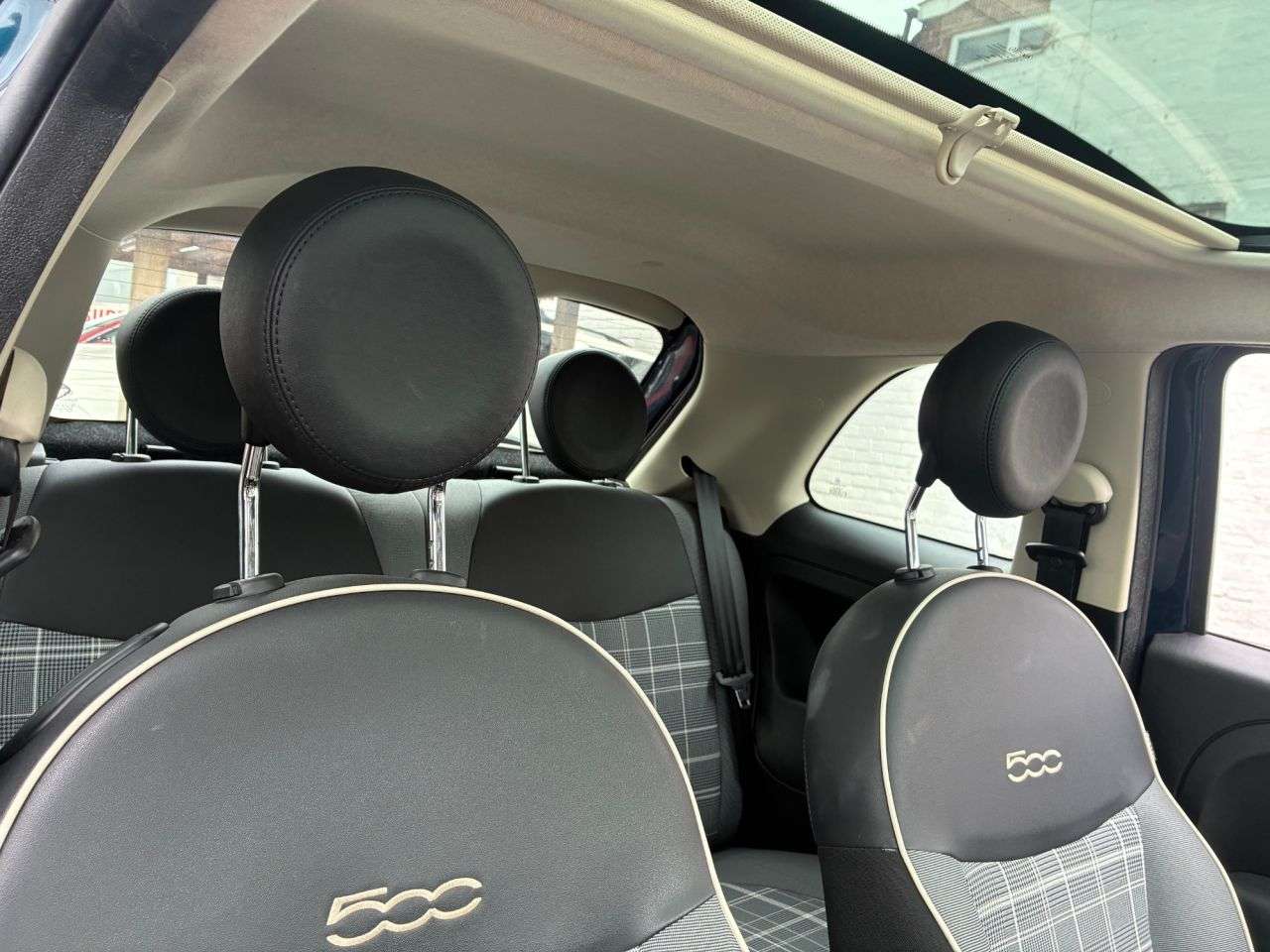2018 FIAT 500 2018 FIAT 500