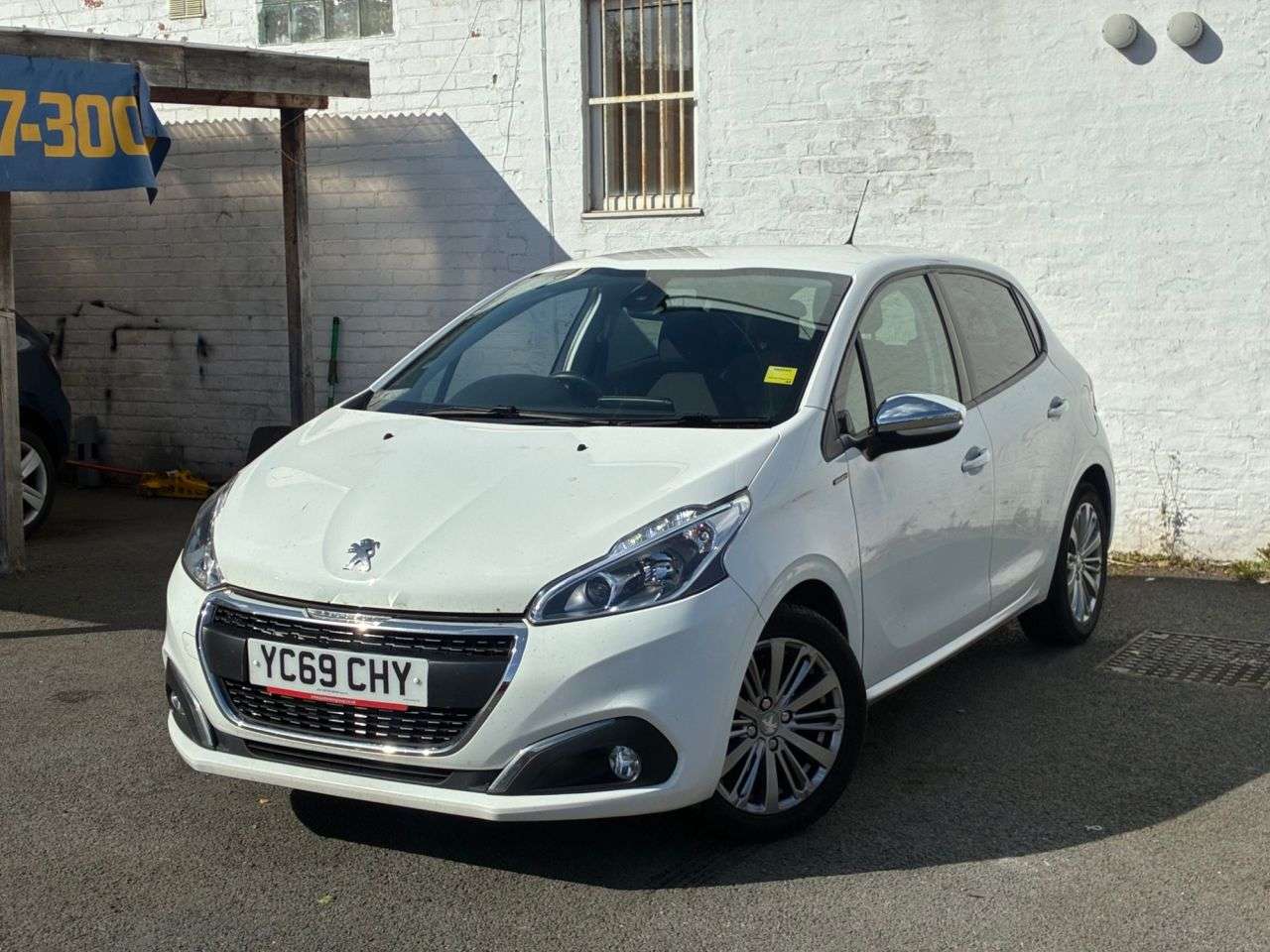2019 PEUGEOT 208 2019 PEUGEOT 208