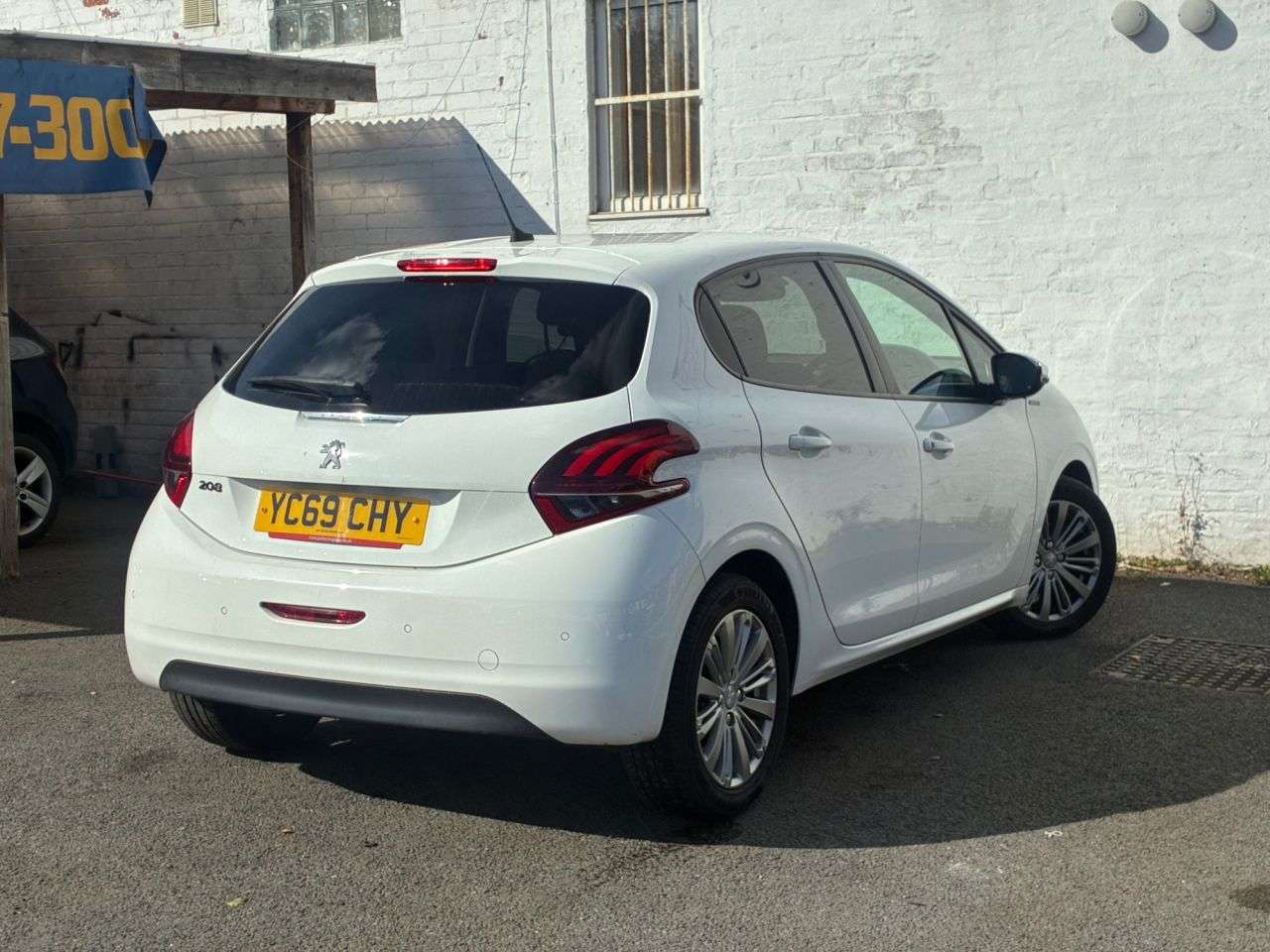 2019 PEUGEOT 208 2019 PEUGEOT 208