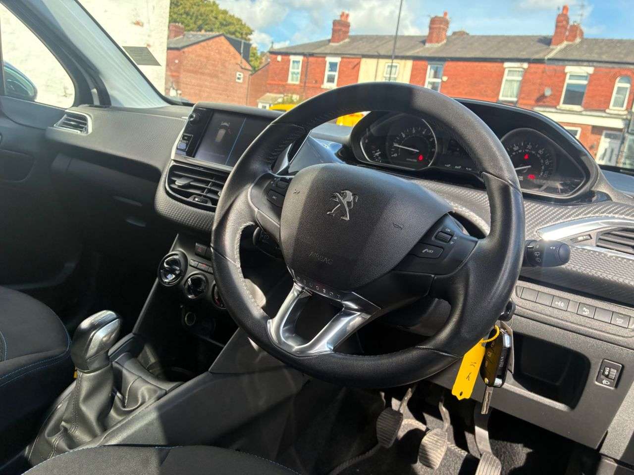 2019 PEUGEOT 208 2019 PEUGEOT 208