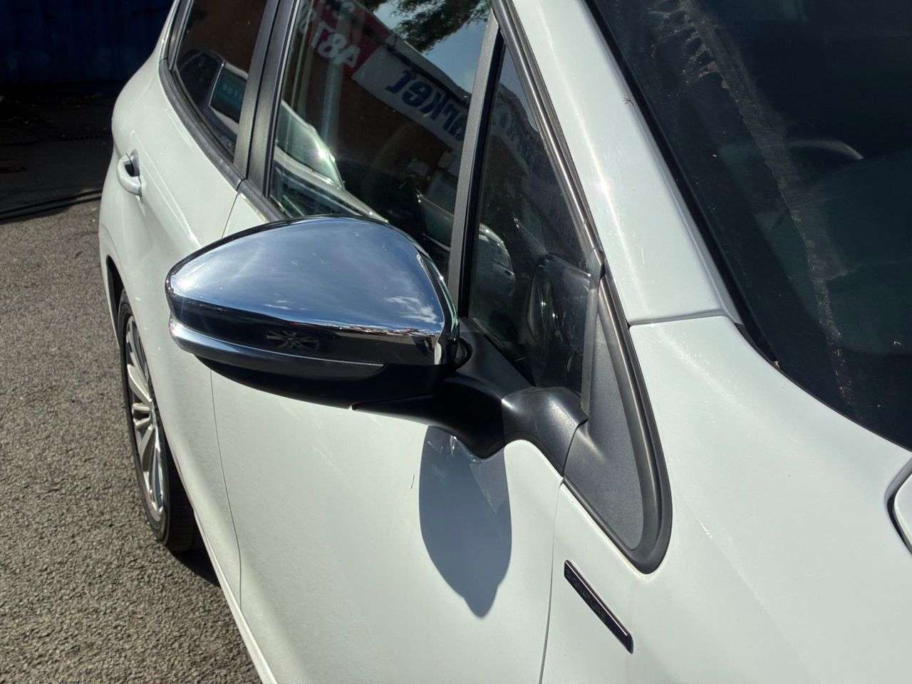 2019 PEUGEOT 208 2019 PEUGEOT 208
