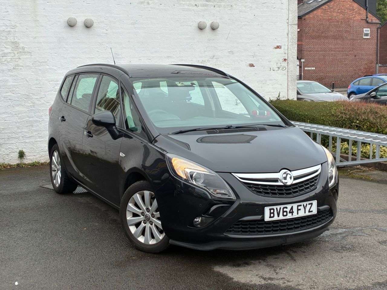 A 2014 VAUXHALL ZAFIRA TOURER 1.4i Turbo Exclusiv MPV 5dr Petrol Manual Euro 6 (140 ps) 13 SERVICE STAMPS A 2014 VAUXHALL ZAFIRA TOURER 1.4i Turbo Exclusiv MPV 5dr Petrol Manual Euro 6 (140 ps) 13 SERVICE STAMPS