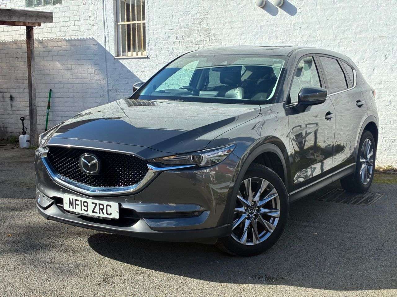 A 2019 MAZDA CX-5 2.0 SKYACTIV-G Sport Nav+ SUV 5dr Petrol Manual Euro 6 (s/s) (165 ps) MAIN A 2019 MAZDA CX-5 2.0 SKYACTIV-G Sport Nav+ SUV 5dr Petrol Manual Euro 6 (s/s) (165 ps) MAIN