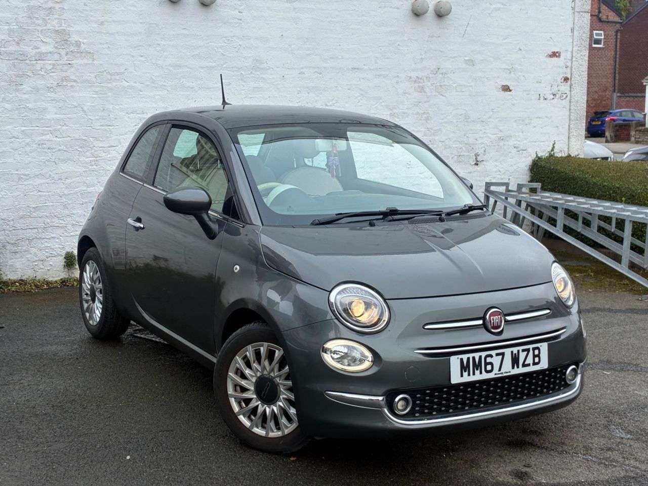 A 2018 FIAT 500 1.2 Lounge Hatchback 3dr Petrol Manual Euro 6 (s/s) (69 bhp) COMPREHENSIVE A 2018 FIAT 500 1.2 Lounge Hatchback 3dr Petrol Manual Euro 6 (s/s) (69 bhp) COMPREHENSIVE
