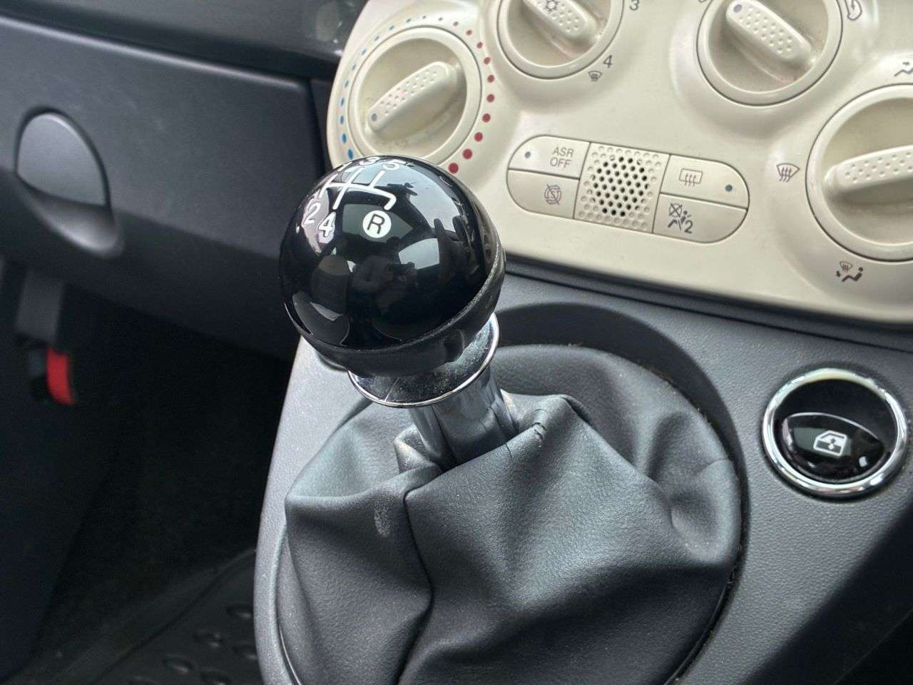 2018 FIAT 500 2018 FIAT 500