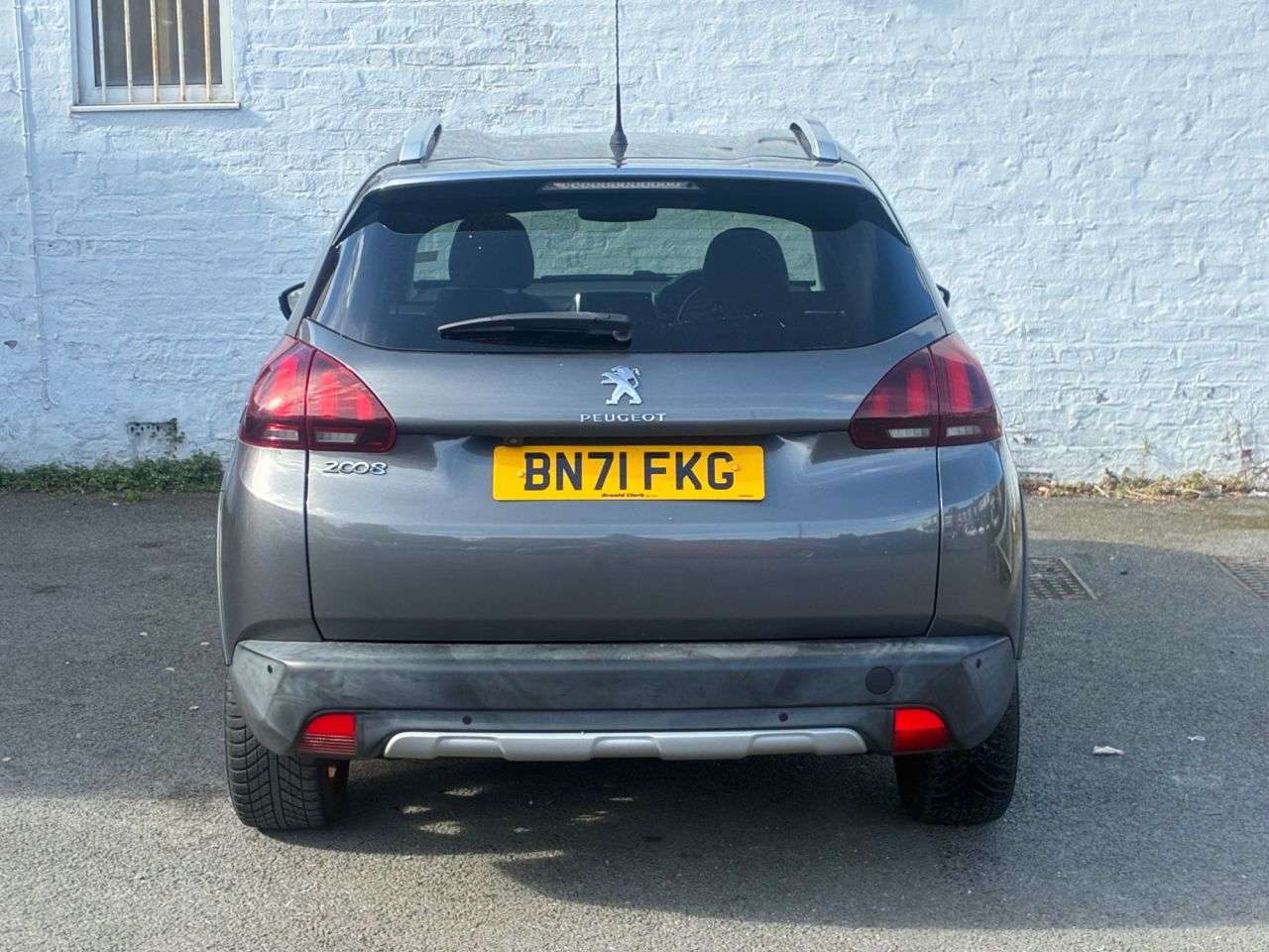 2021 PEUGEOT 2008 2021 PEUGEOT 2008