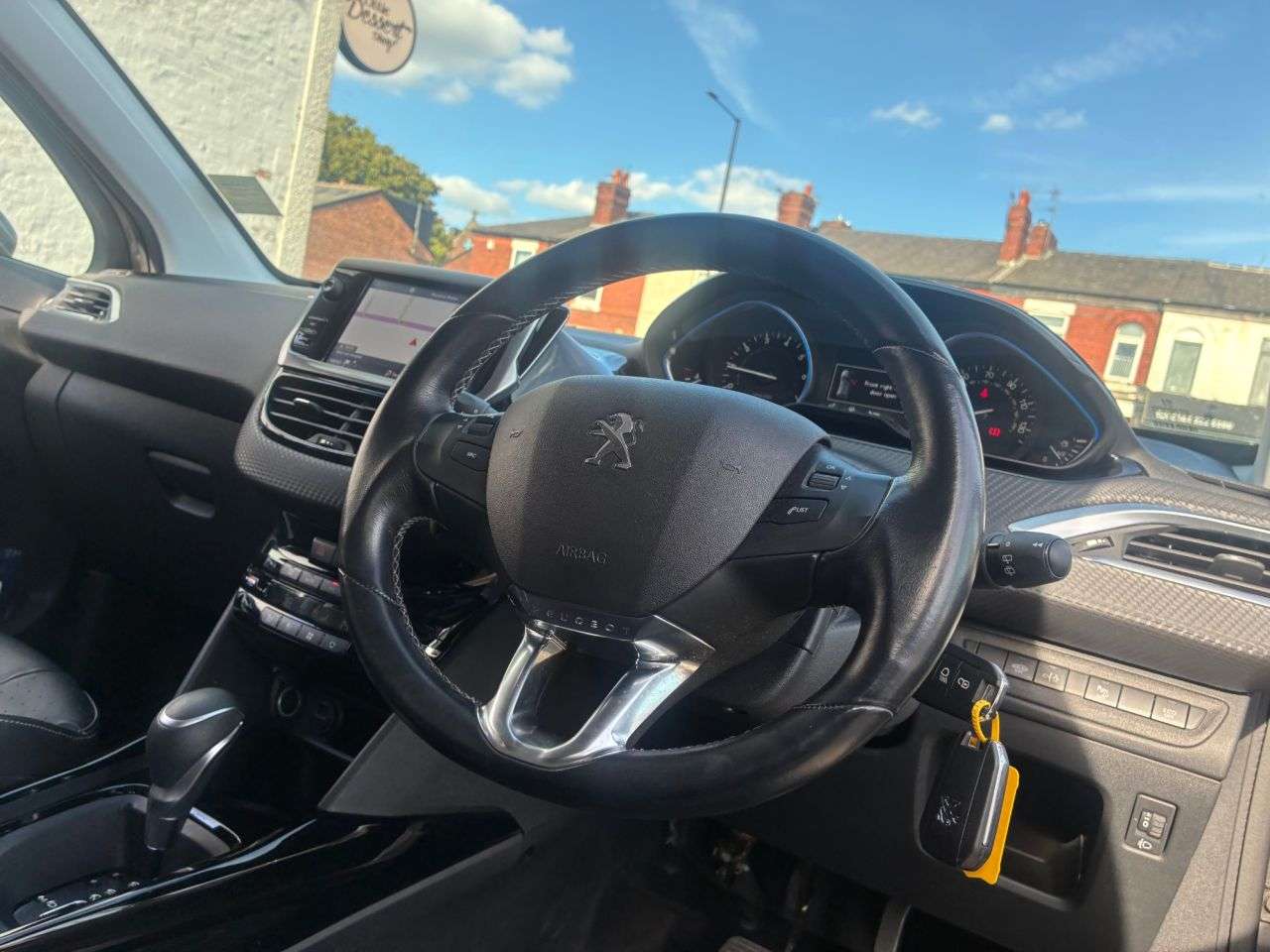 2021 PEUGEOT 2008 2021 PEUGEOT 2008