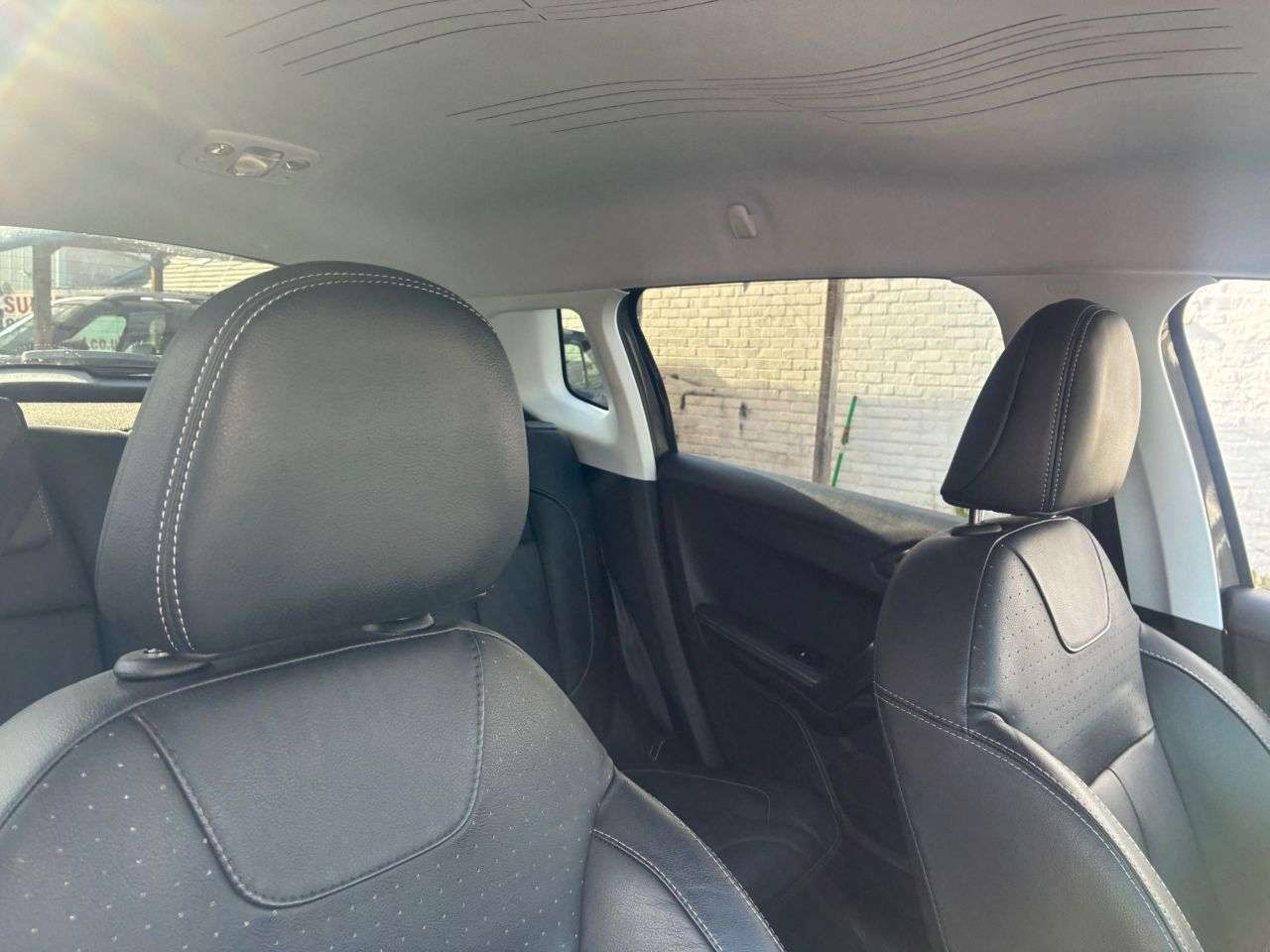 2021 PEUGEOT 2008 2021 PEUGEOT 2008