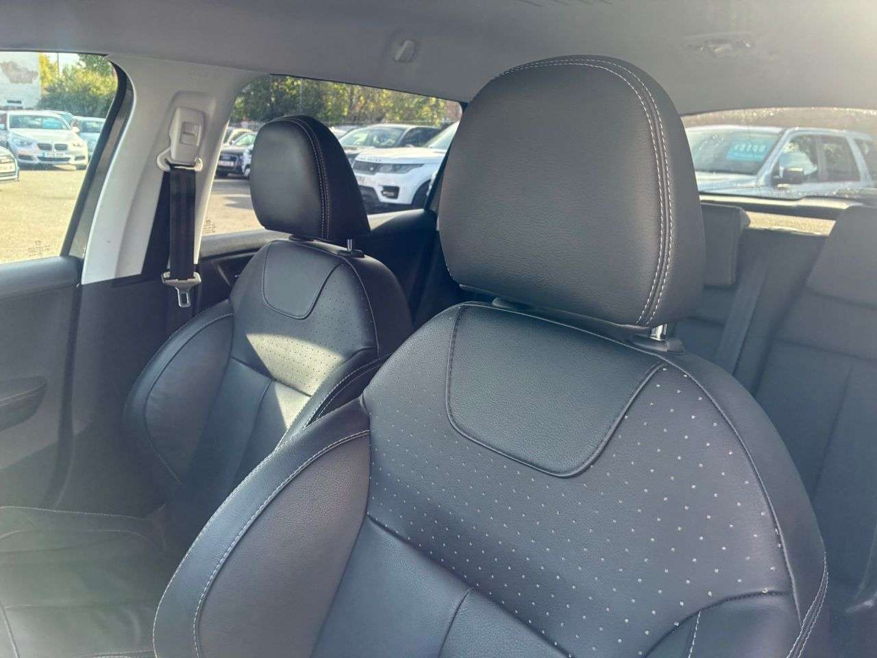 2021 PEUGEOT 2008 2021 PEUGEOT 2008