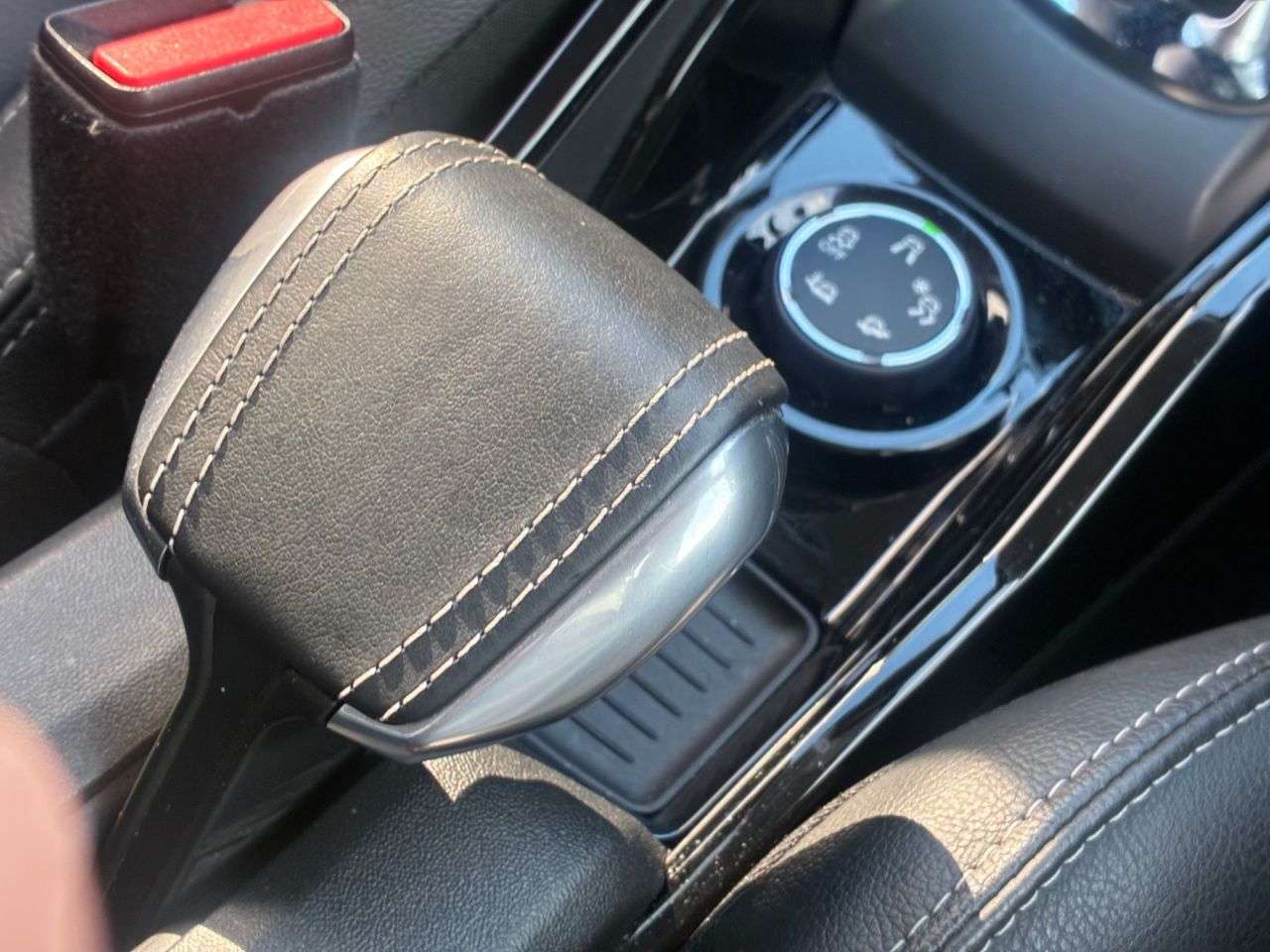 2021 PEUGEOT 2008 2021 PEUGEOT 2008