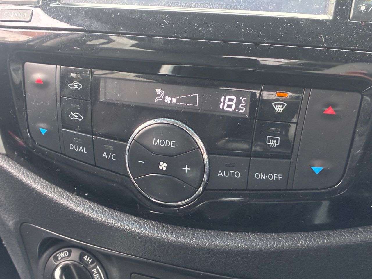 2016 NISSAN NAVARA 2016 NISSAN NAVARA