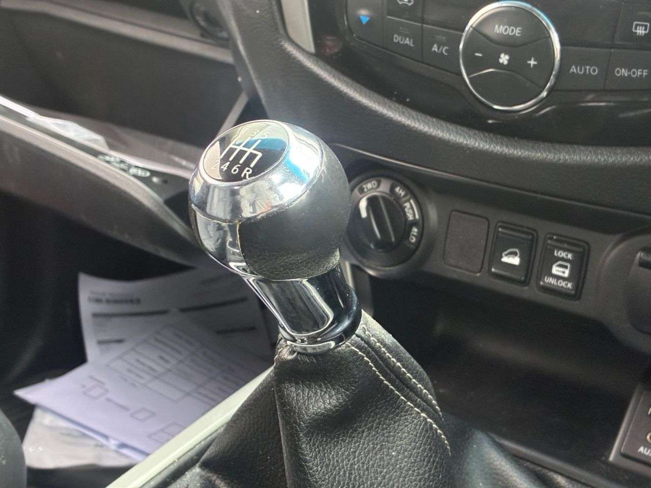 2016 NISSAN NAVARA 2016 NISSAN NAVARA