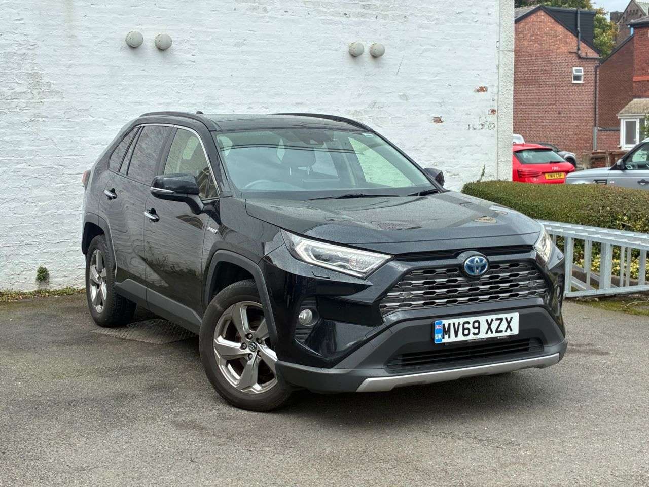 A 2019 TOYOTA RAV4 2.5 VVT-h Excel SUV 5dr Petrol Hybrid CVT Euro 6 (s/s) (218 ps) A 2019 TOYOTA RAV4 2.5 VVT-h Excel SUV 5dr Petrol Hybrid CVT Euro 6 (s/s) (218 ps)
