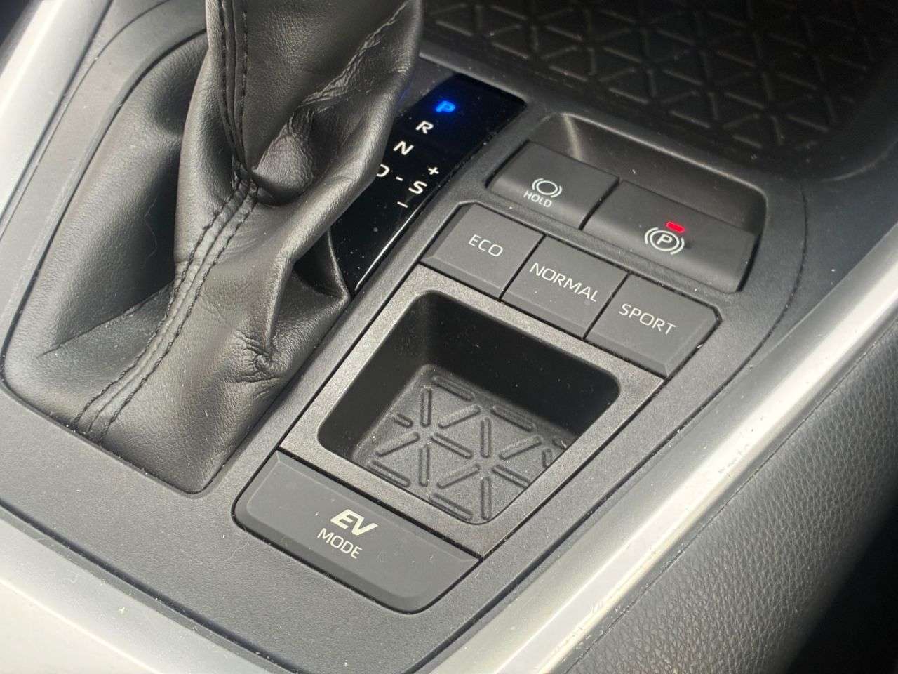 2019 TOYOTA RAV4 2019 TOYOTA RAV4