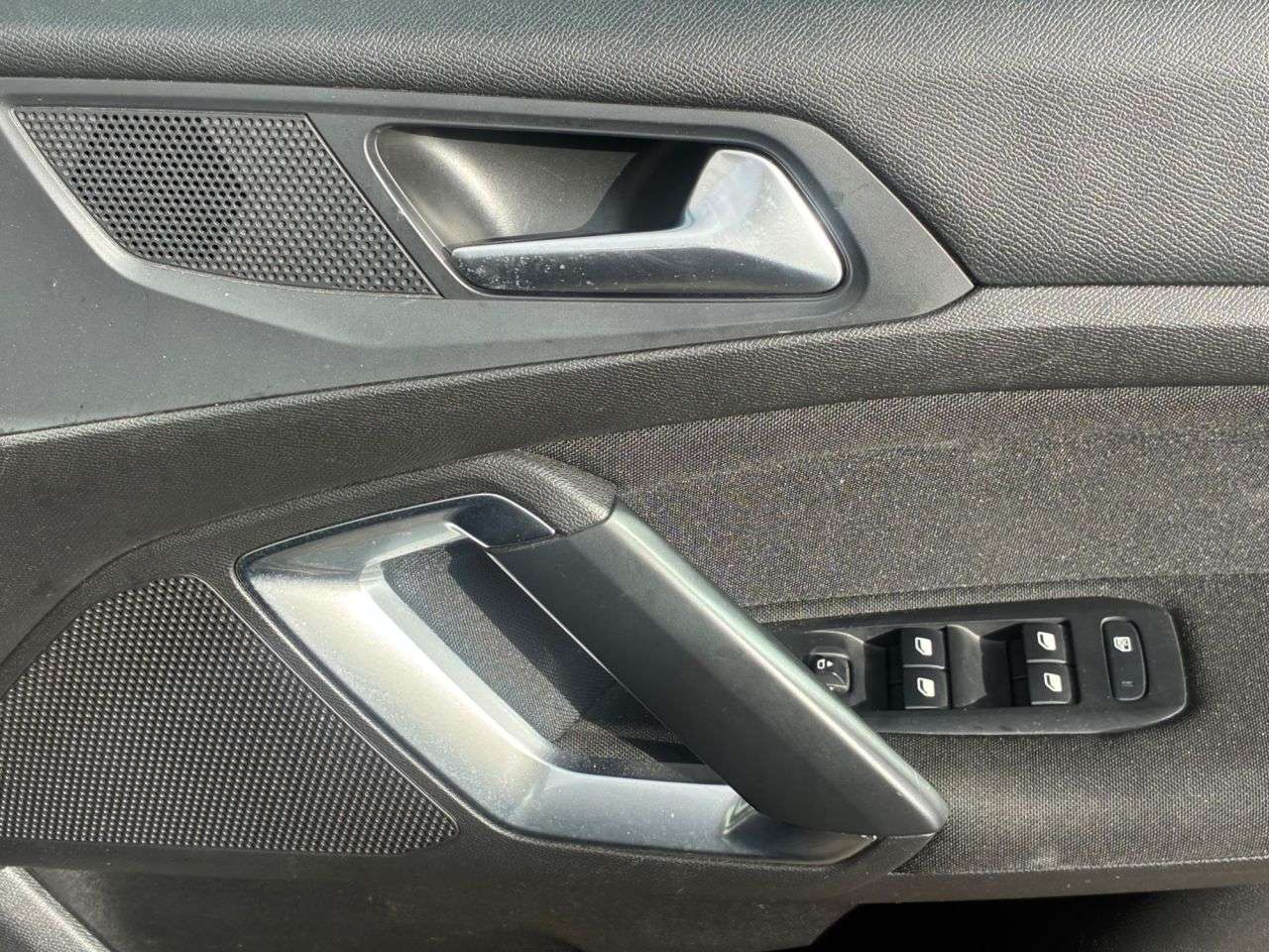 2015 PEUGEOT 308 SW 2015 PEUGEOT 308 SW