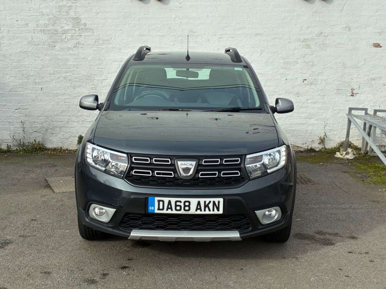 A 2018 DACIA SANDERO STEPWAY 0.9 TCe Essential Hatchback 5dr Petrol Manual Euro 6 (s/s) (90 ps) * 12 MON A 2018 DACIA SANDERO STEPWAY 0.9 TCe Essential Hatchback 5dr Petrol Manual Euro 6 (s/s) (90 ps) * 12 MON