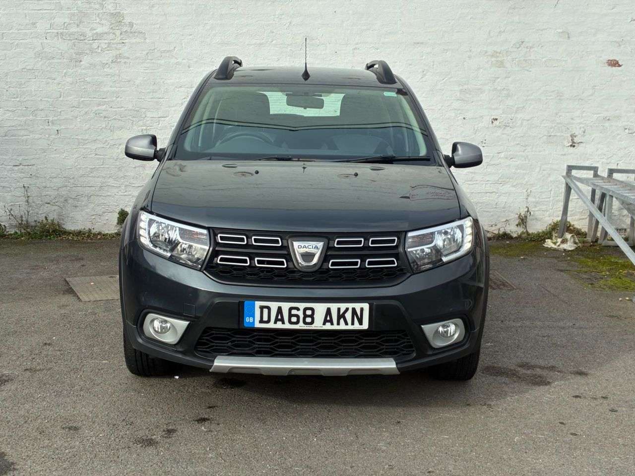 A 2018 DACIA SANDERO STEPWAY 0.9 TCe Essential Hatchback 5dr Petrol Manual Euro 6 (s/s) (90 ps) * 12 MON A 2018 DACIA SANDERO STEPWAY 0.9 TCe Essential Hatchback 5dr Petrol Manual Euro 6 (s/s) (90 ps) * 12 MON