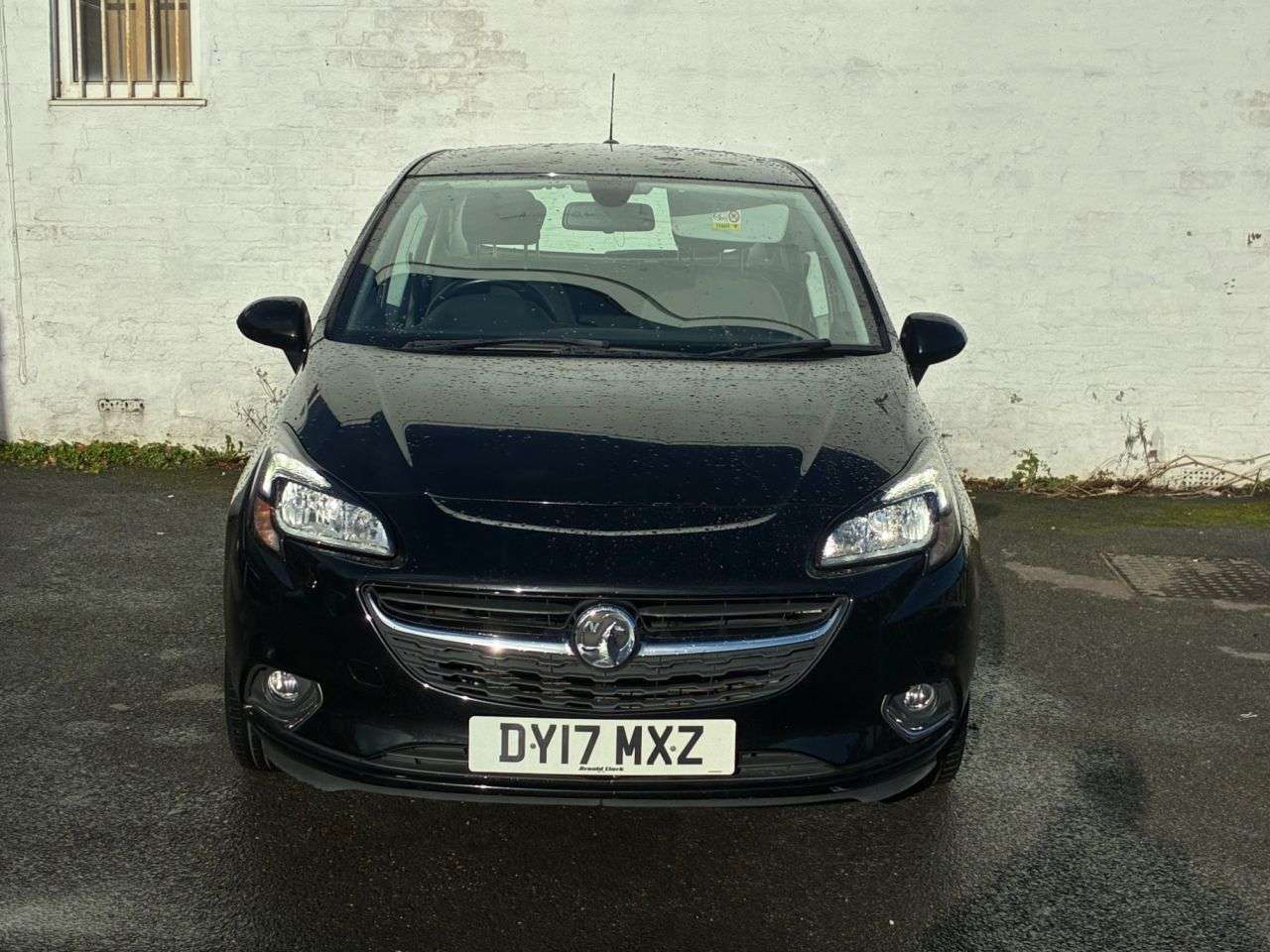 A 2017 VAUXHALL CORSA 1.4i ecoFLEX SRi Hatchback 5dr Petrol Manual Euro 6 (75 ps) FULL SERVICE HI A 2017 VAUXHALL CORSA 1.4i ecoFLEX SRi Hatchback 5dr Petrol Manual Euro 6 (75 ps) FULL SERVICE HI