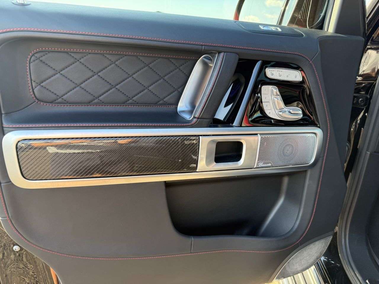 null MERCEDES-BENZ G-CLASS null MERCEDES-BENZ G-CLASS