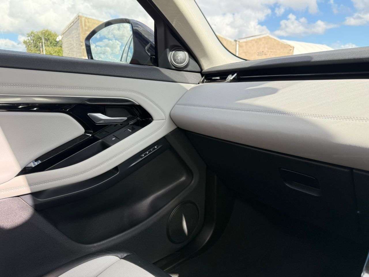 2020 LAND ROVER RANGE ROVER EVOQUE 2020 LAND ROVER RANGE ROVER EVOQUE