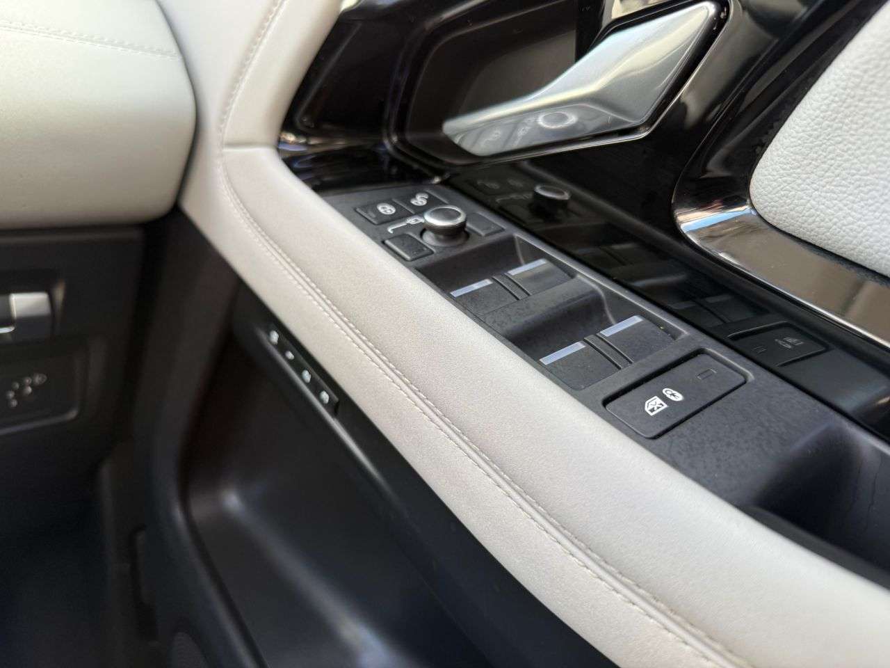 2020 LAND ROVER RANGE ROVER EVOQUE 2020 LAND ROVER RANGE ROVER EVOQUE