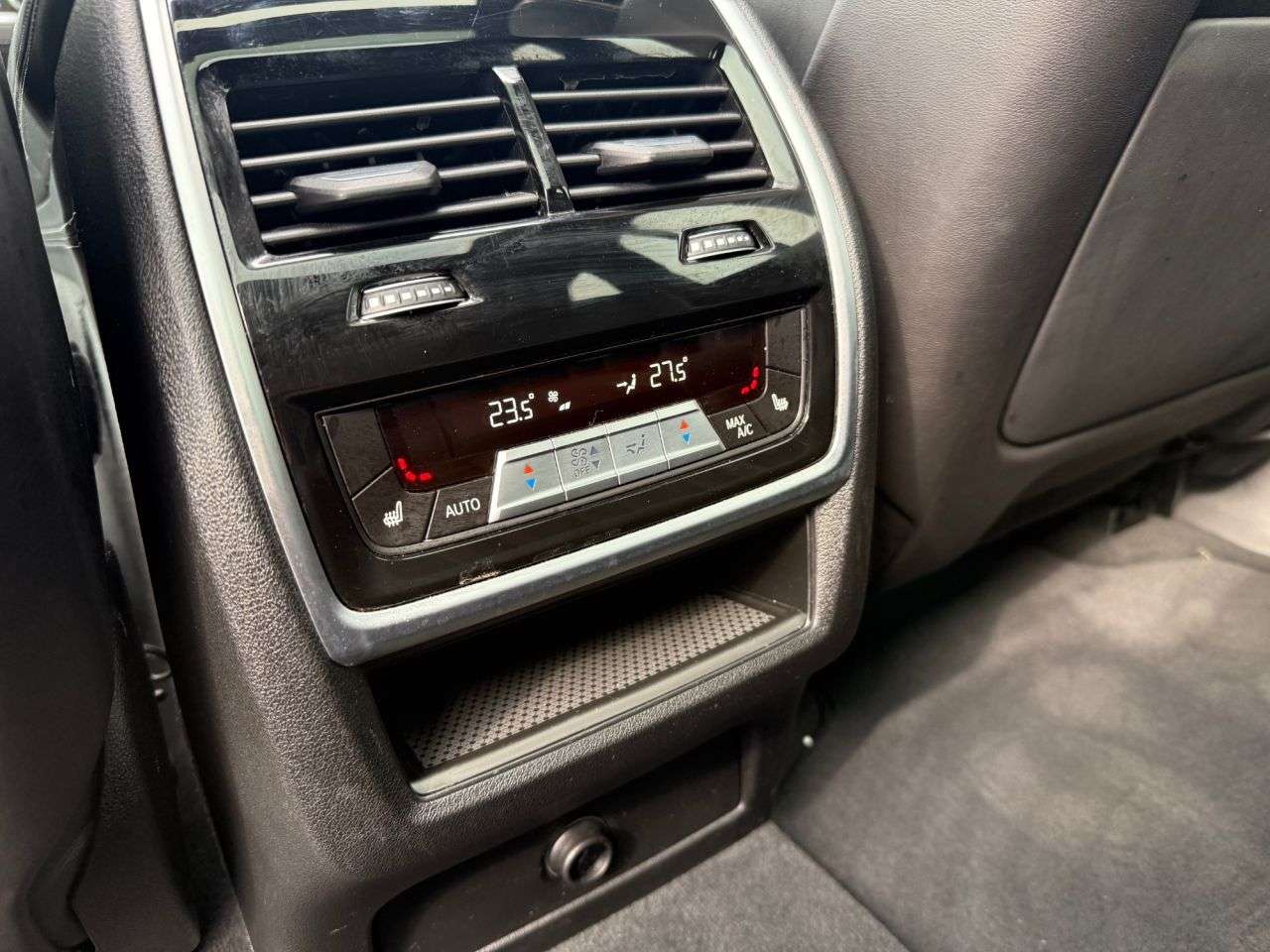 2020 BMW X5 M 2020 BMW X5 M