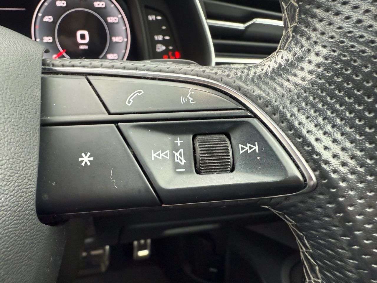 2021 AUDI Q7 2021 AUDI Q7