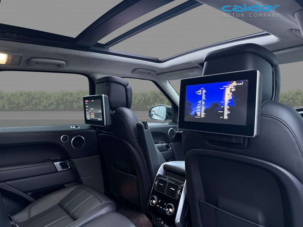 A 2018 LAND ROVER RANGE ROVER SPORT 3.0 SD V6 Autobiography Dynamic SUV 5dr Diesel Auto 4WD Euro 6 (s/s) (306 p A 2018 LAND ROVER RANGE ROVER SPORT 3.0 SD V6 Autobiography Dynamic SUV 5dr Diesel Auto 4WD Euro 6 (s/s) (306 p