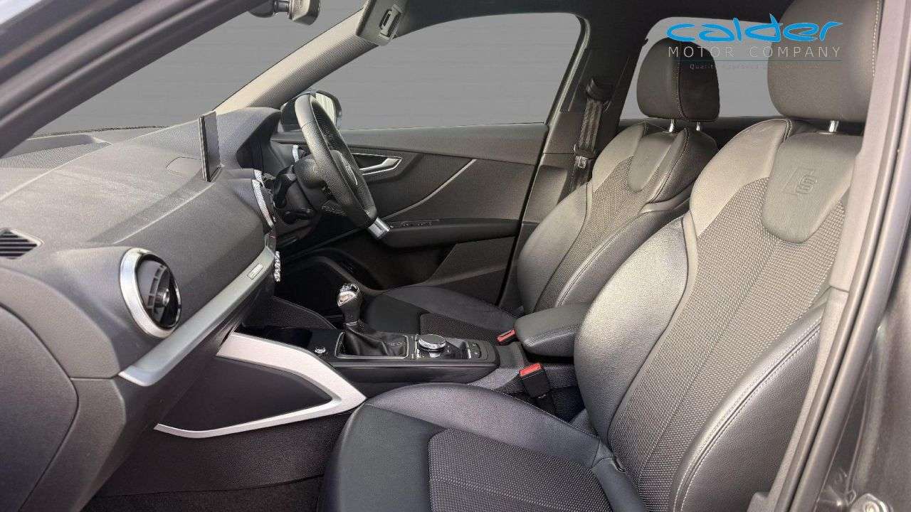 2021 AUDI Q2 2021 AUDI Q2