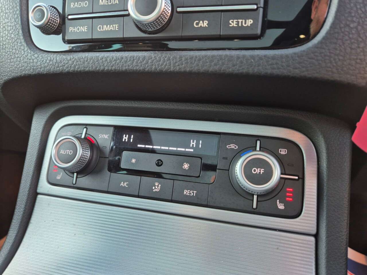 2015 VOLKSWAGEN TOUAREG 2015 VOLKSWAGEN TOUAREG