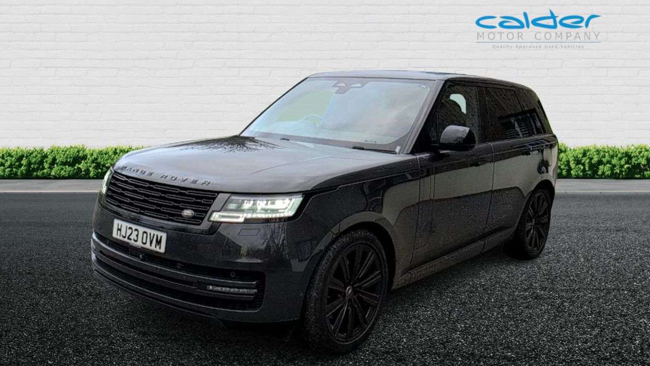 A 2023 LAND ROVER RANGE ROVER 3.0 P440e 38.2kWh SE SUV 5dr Petrol Plug-in Hybrid Auto 4WD Euro 6 (s/s) (4 A 2023 LAND ROVER RANGE ROVER 3.0 P440e 38.2kWh SE SUV 5dr Petrol Plug-in Hybrid Auto 4WD Euro 6 (s/s) (4