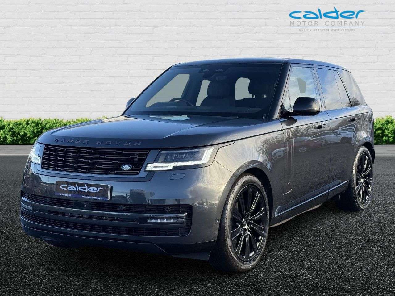 A 2023 LAND ROVER RANGE ROVER 3.0 P440e 38.2kWh SE SUV 5dr Petrol Plug-in Hybrid Auto 4WD Euro 6 (s/s) (4 A 2023 LAND ROVER RANGE ROVER 3.0 P440e 38.2kWh SE SUV 5dr Petrol Plug-in Hybrid Auto 4WD Euro 6 (s/s) (4