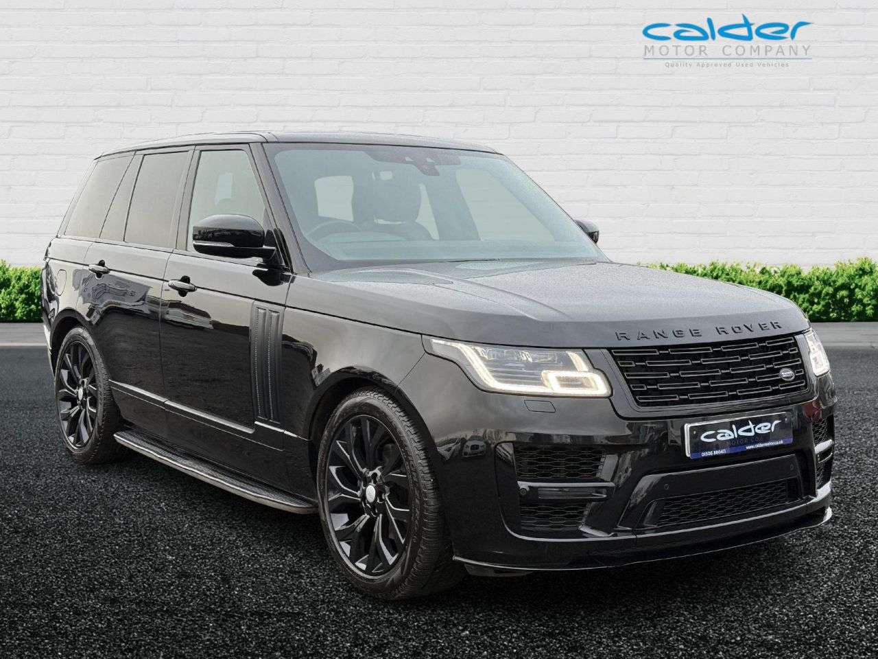 A 2019 LAND ROVER RANGE ROVER 3.0 SD V6 Vogue SUV 5dr Diesel Auto 4WD Euro 6 (s/s) (275 ps) SVO BODY KIT+ A 2019 LAND ROVER RANGE ROVER 3.0 SD V6 Vogue SUV 5dr Diesel Auto 4WD Euro 6 (s/s) (275 ps) SVO BODY KIT+